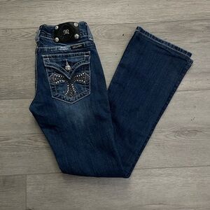 Women's Blue Jeans with Embellished Pocket